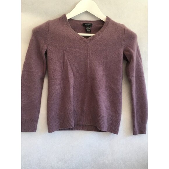 Only Mine KidsMedium Petite 2-Ply Purple Cashmere V-Neck Sweater Pullover